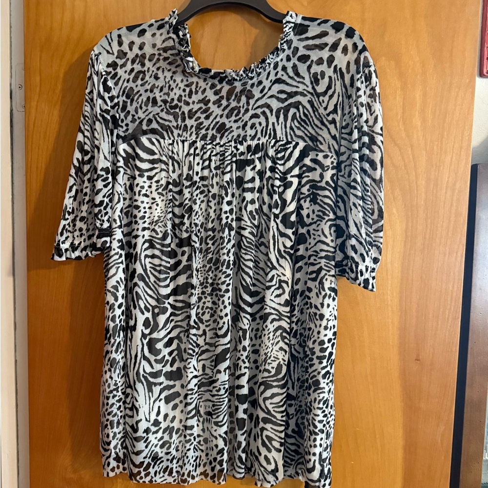 Jones New York Animal Print Blouse in Black and White